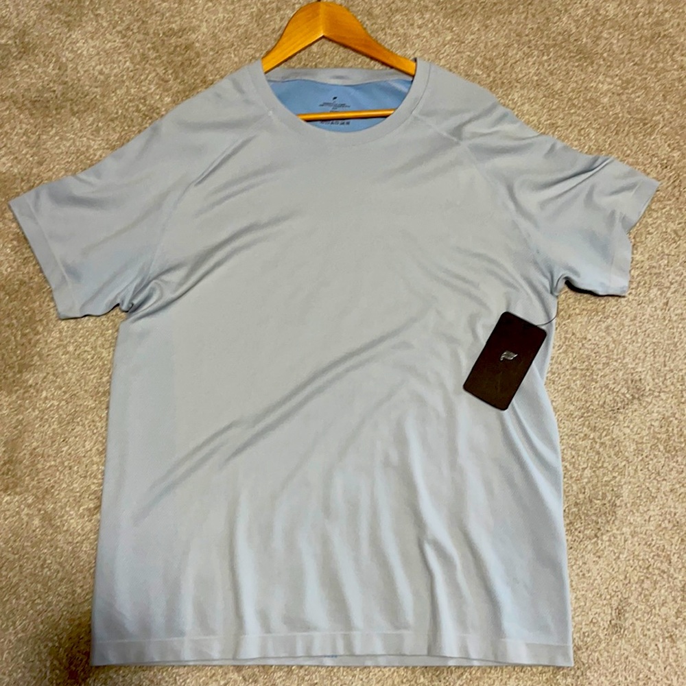 Fabletics T-shirt